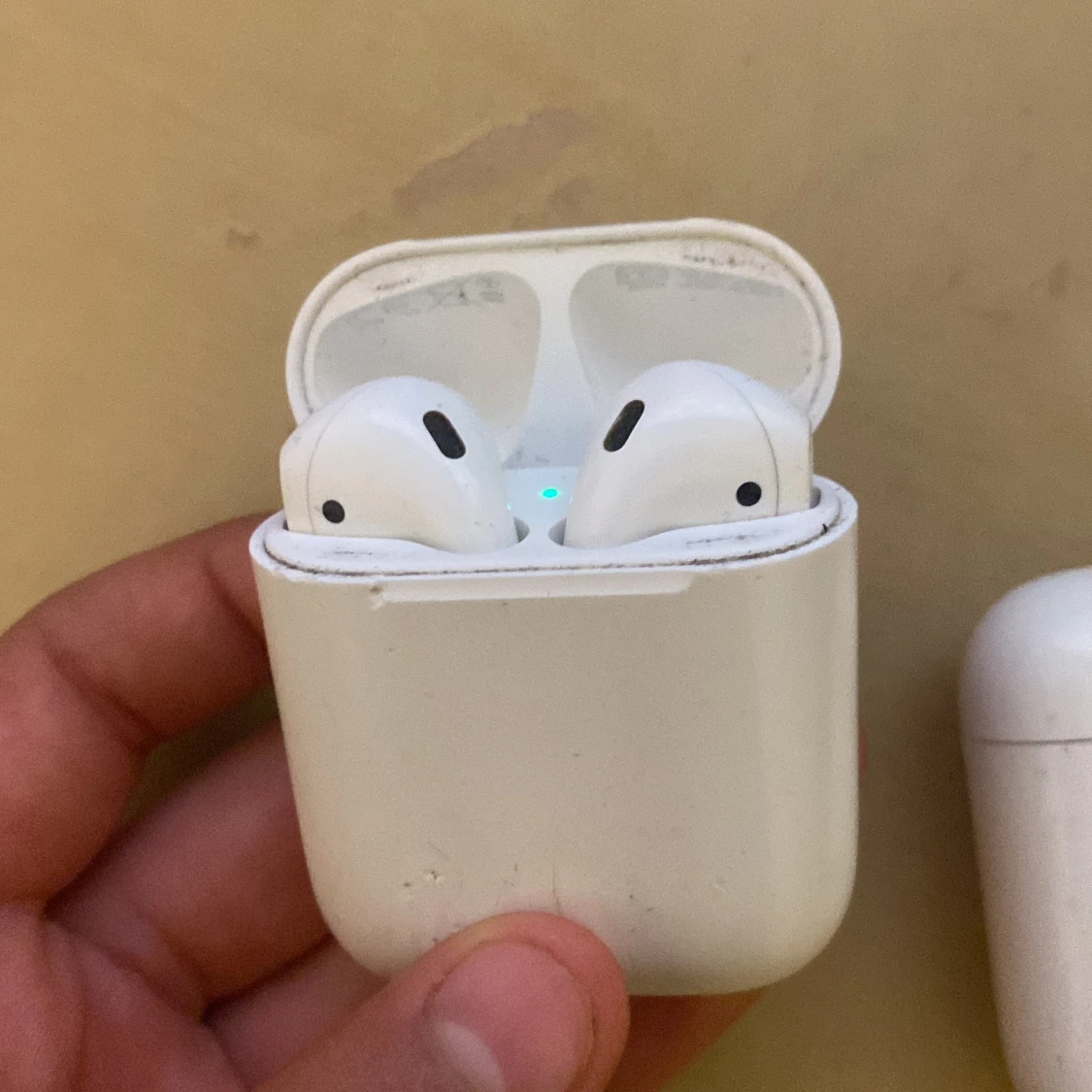 Airpods pris kan diskuteras - 2