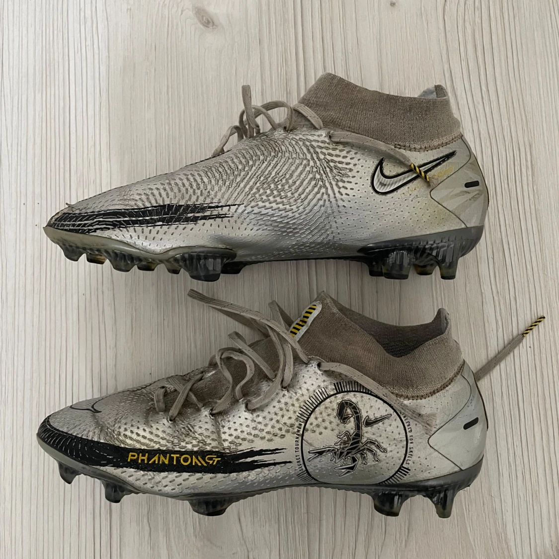 Nike Phantom fotbollsskor