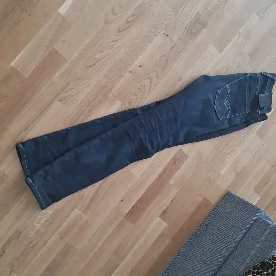 Mörkblå jeansbyxor Replay - 3