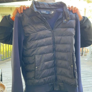 Polo Ralph Lauren Jacka - En Polo Ralph Lauren jacka storlek M inga skador eller defekter på den. 