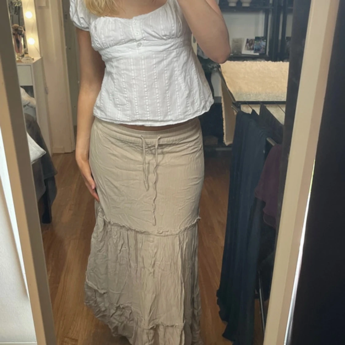 Långkjol maxikjol volangkjol