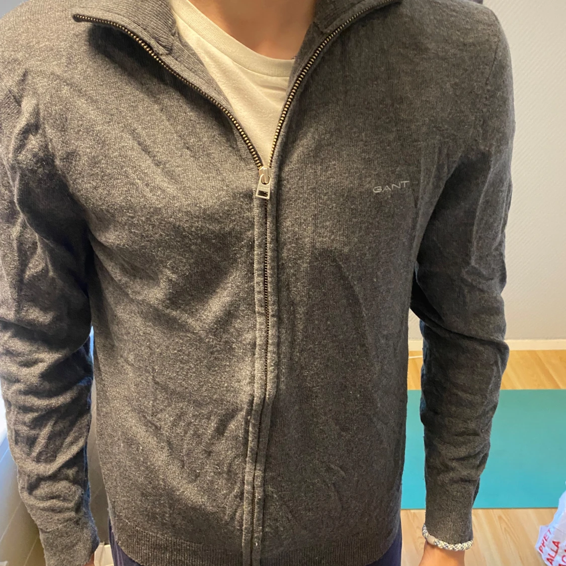 Grå ziptröja från Gant