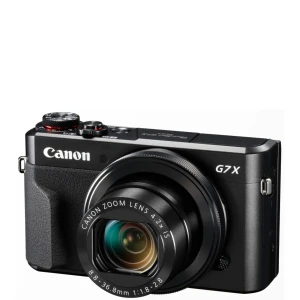 Canon PowerShot G7x   - Canon PowerShot G7 X Mark I är en kompaktkamera med vinklingsbar skärm och inbyggd blixt – perfekt för vlogg, resor och kreativ fotografering.  Kompaktkamera från Canon. Perfekt för dig som vill ha en smidig kamera med bra bildkvalitet.  Inköpt av mig för ca 2 år sedan för att ta fina bilder inför sommaren  men därefter blivit liggande. I godskick. Orginalkartong, originalladdare, 2 andra orginalkablar ingår, ett litet minneskort och en mjuk väska till kameran