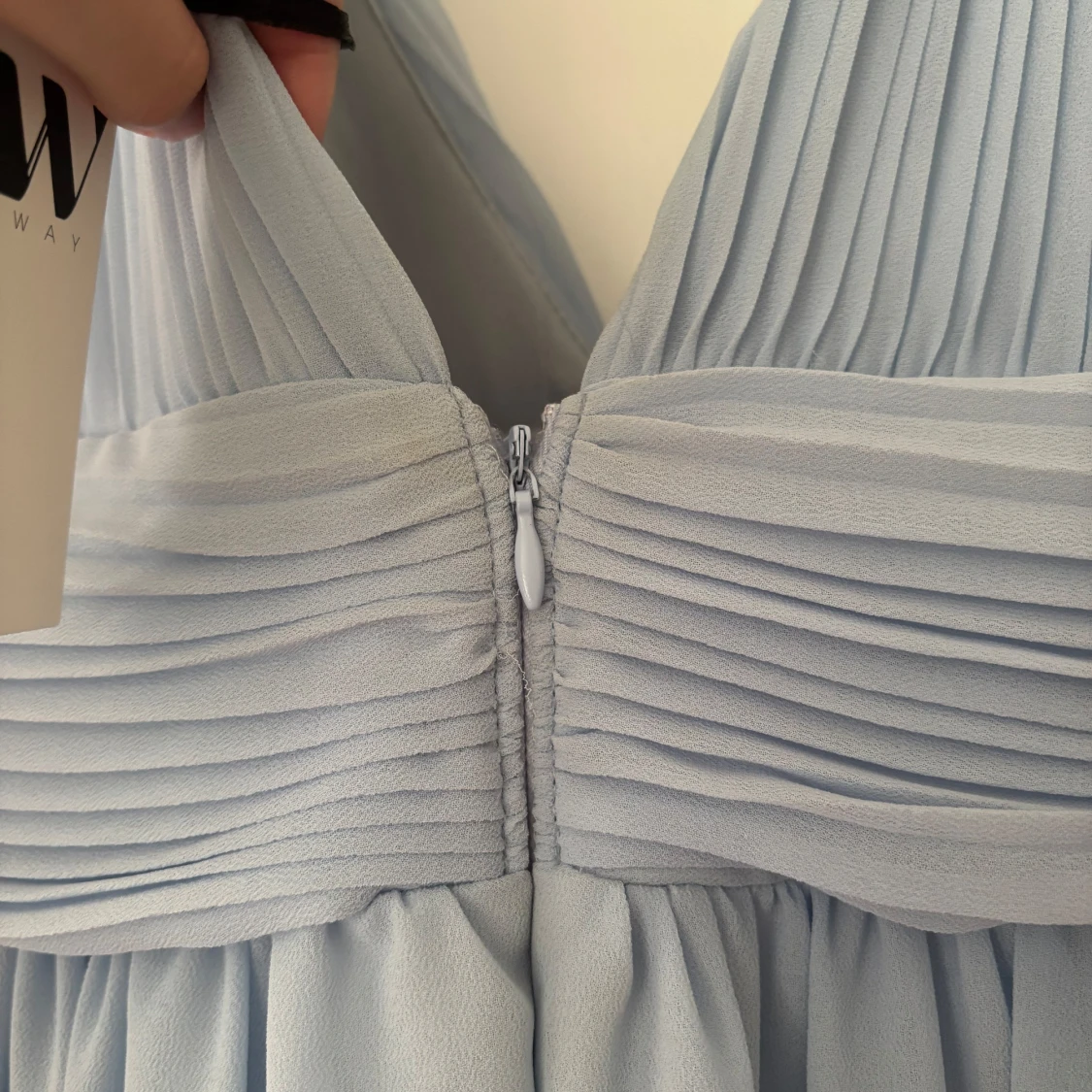 Ljusblå balklänning från Make Way - 2