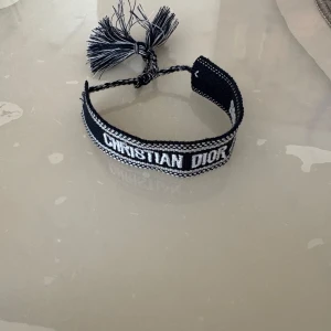 Dior armband  - Helt nytt 