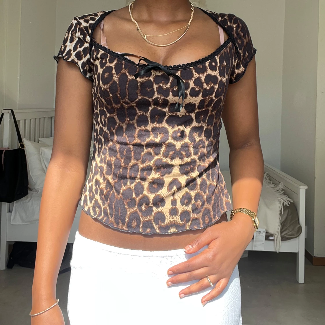 Leopardmönstrad topp med rosett - 2