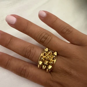 Guld ring från Edblad  - Ring från Edblad 