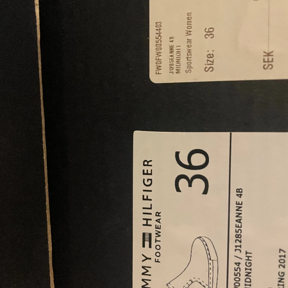 Helt nya Tommy Hilfiger - 91