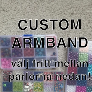 CUSTOM PÄRLARMBAND - armband med bokstäver/stjärnor/hjärtan: 1 för 21, 2 för 35  armband med övriga pärlor: 1 för 15kr 2 för 25kr   frakt:18kr  du väljer själv designen på armbandet, köp hur många du vill!💕mer inspo på en annan annons!