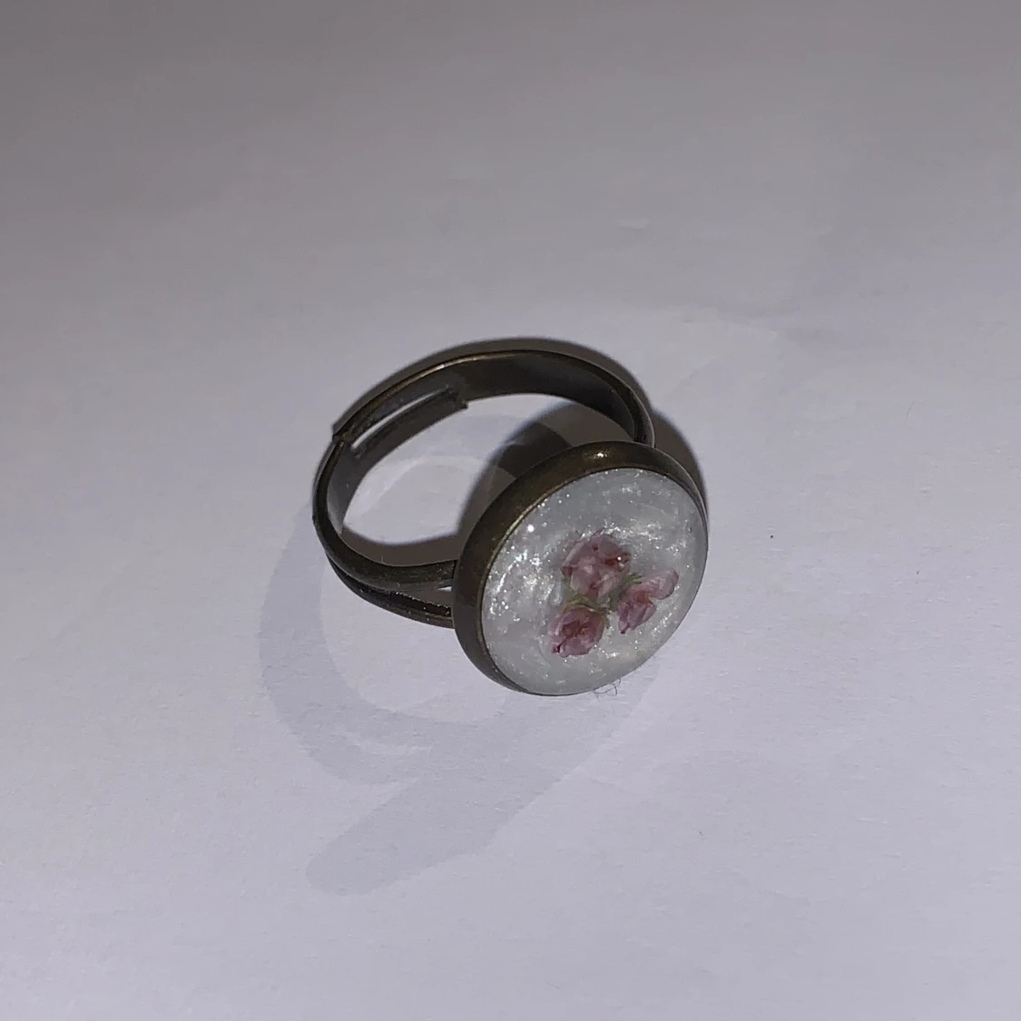 Handgjord ring med blomma 🌸  - 90