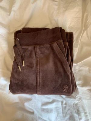 Juicy byxor  - Juicy i fint skick 💘köparen står för frakt 💘💘