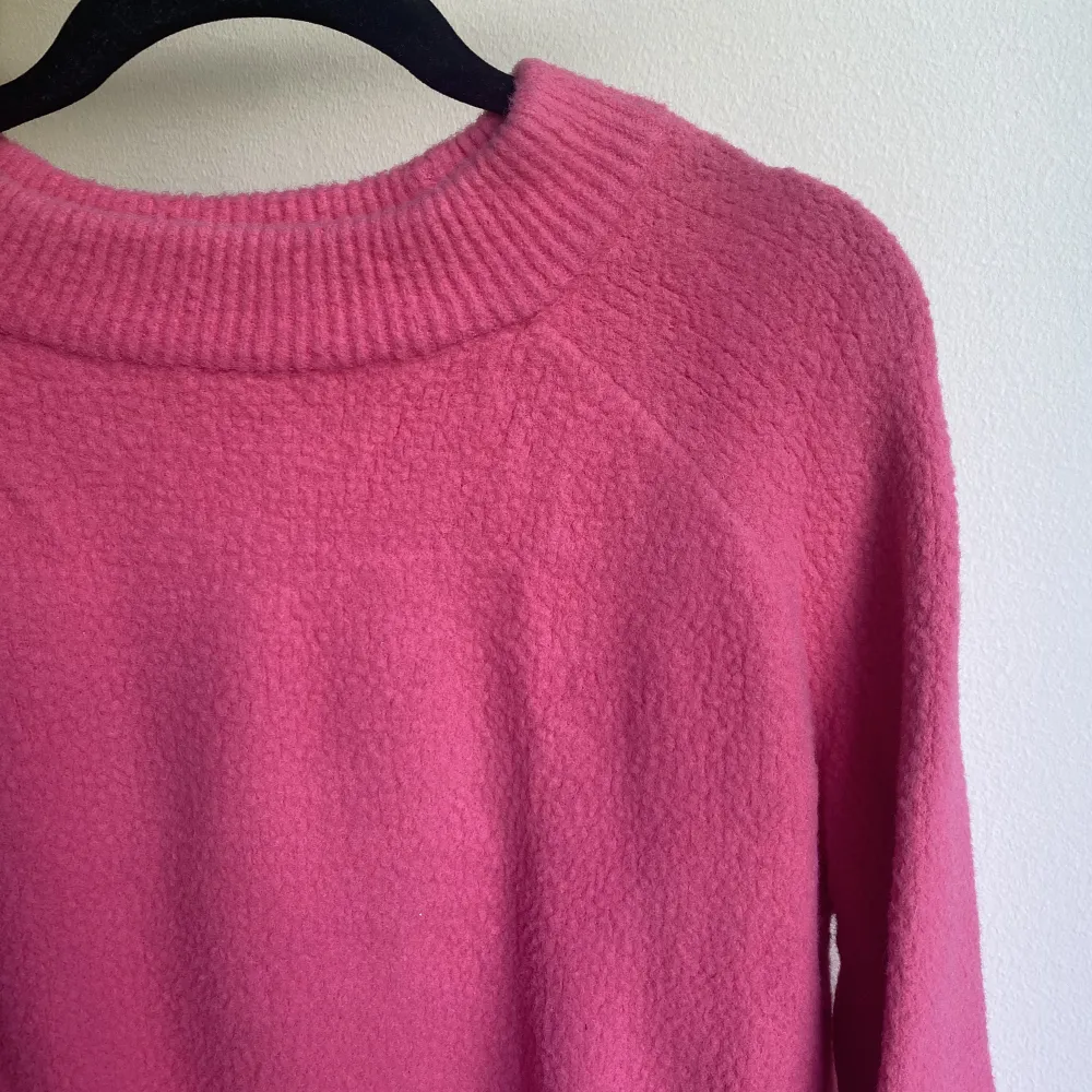 Rosa tröja från Zara stl S. Stickat.