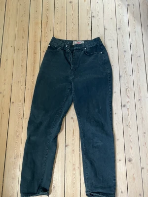 Davys jeans wear  - Superbra skick! Storlek 30/32 Märke ”davys jeans wear” Sitter supersnyggt 