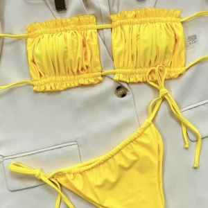Bikini - Bikini från shein. Såklart oanvänd. 80kr + frakt.
