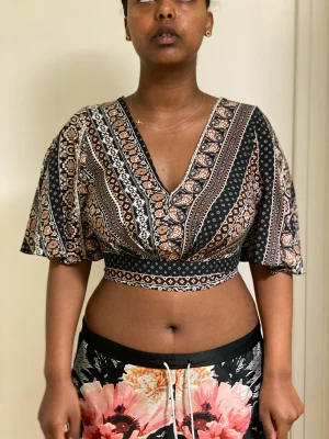 Sommar topp  - Jättesnygg som är bara testad 💕från miss selfridge