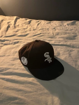 59fifty - Köpt på JD, kepsen är justerbar 