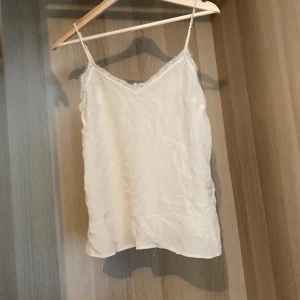 Linne - Super fint linne från Anine bing!🤍Inga defekter, beige.💕