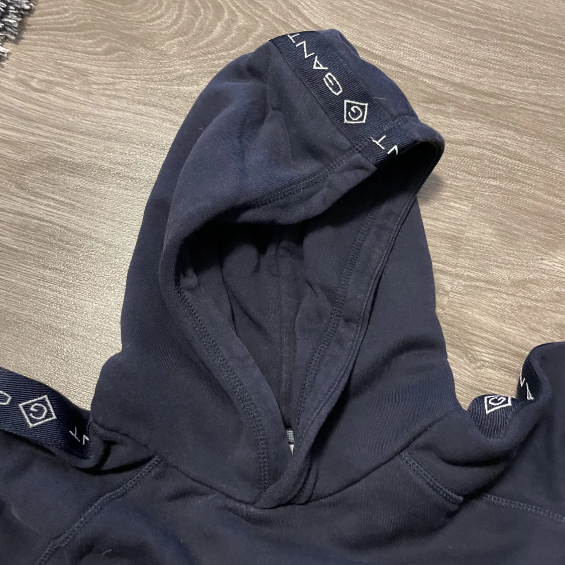 Gant huvtröja  - 91