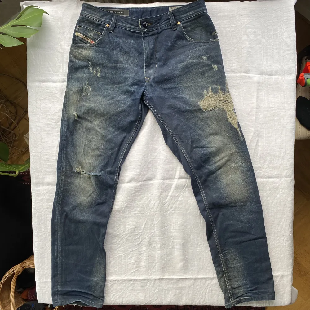 Disel jeans med waxartad denim . Jeans & Byxor.