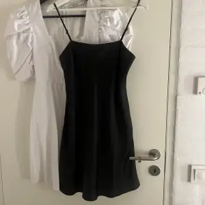Superfin svart silkeskläning! 💓Endast använd 1 gång! Perfekt till fester 🎉 prisk kan diskuteras! Pris+frakt 