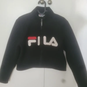 FILA jacka  - Fila jacka/tröja 