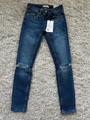 Jeans  - Jeansbyxor från Gina Tricot märkte Kristen.