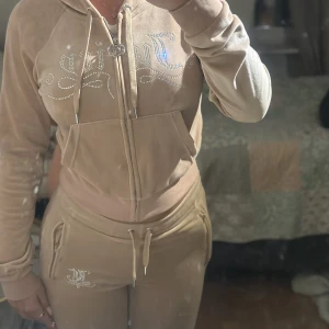 Juicy mjukisdres - S/xs