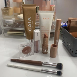 Caia🫶🏻🤩 - Säljer lite grejer från caia som inte kommit till användning, vissa saker är testade men mycket produkt kvar i allt! Hör av er vid frågor om färger, priser osv🥰🫶🏻