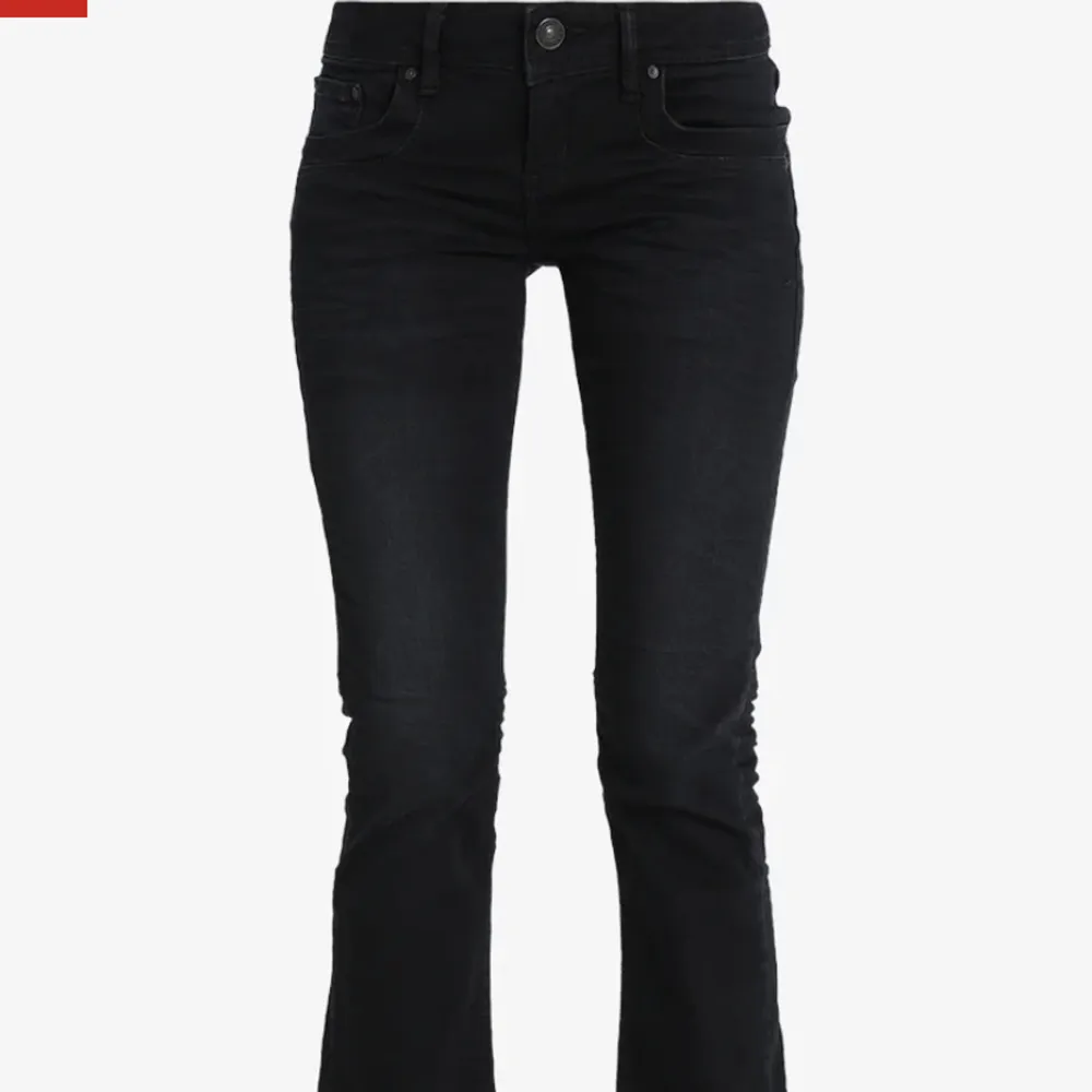 Säljer dessa snygga LTB jeans, kommer inte till användning, storlek 28/23. Jeans & Byxor.
