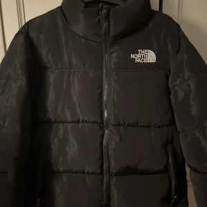 TheNorthFace Jacka - TheNorthFace Jacka ”Nuptse” i bra skick, som ny