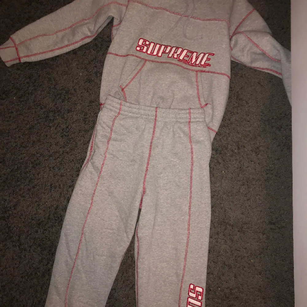 Supreme overstitch can sell hoodie and pants separately. Size S hoodie & pants but joggers fits M  3500kr for both can lower price if it’s a smooth deal. Hoodies.