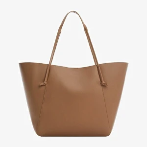 Mango väska  - Slutsåld väskanfrpn mango. Skriv för mer bilder🥰