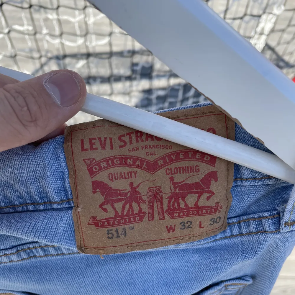 Ljusblå levi’s jeans, 514 Storlek W32 L30. Jeans & Byxor.