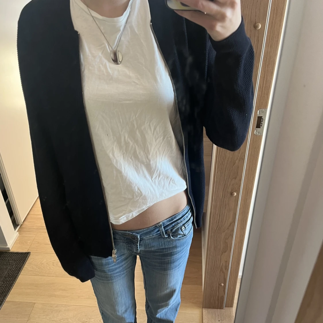 Mörkblå kofta  - 91