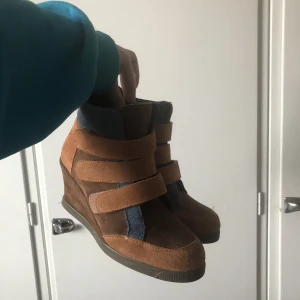 Kilklackar/sneakers - Så fina men för små för mig🥲 billigare alternativ till isabel marant skorna! 