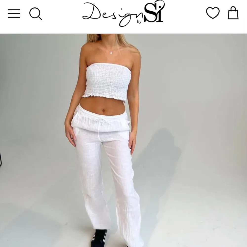 Knappt använda. Design By Si Aino Linen Pants, normal length.. Jeans & Byxor.