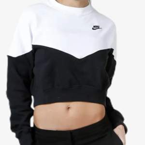 Croppad Nike sweatshirt storlek XS. Nyskick! 