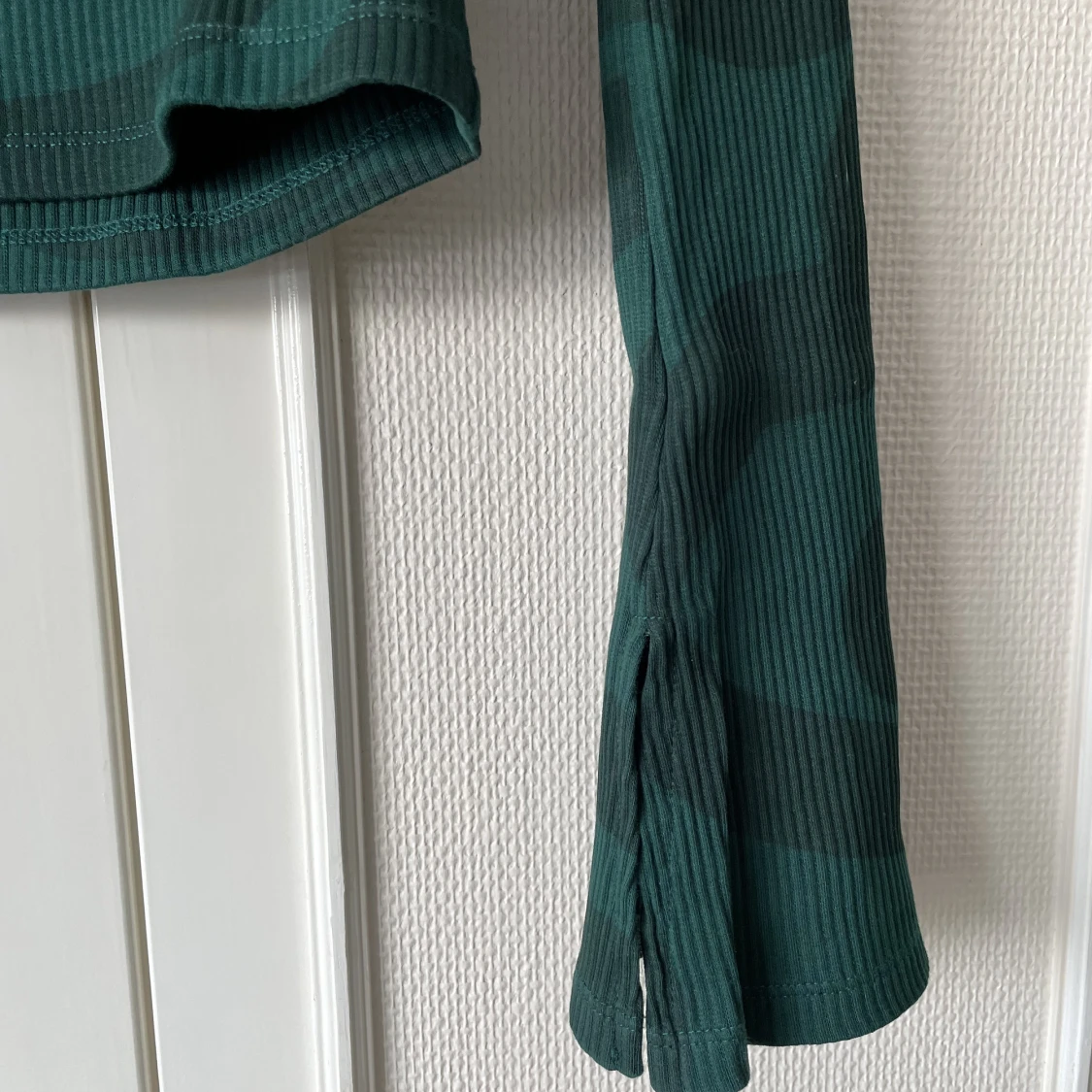 Långärmad grön tröja - 91