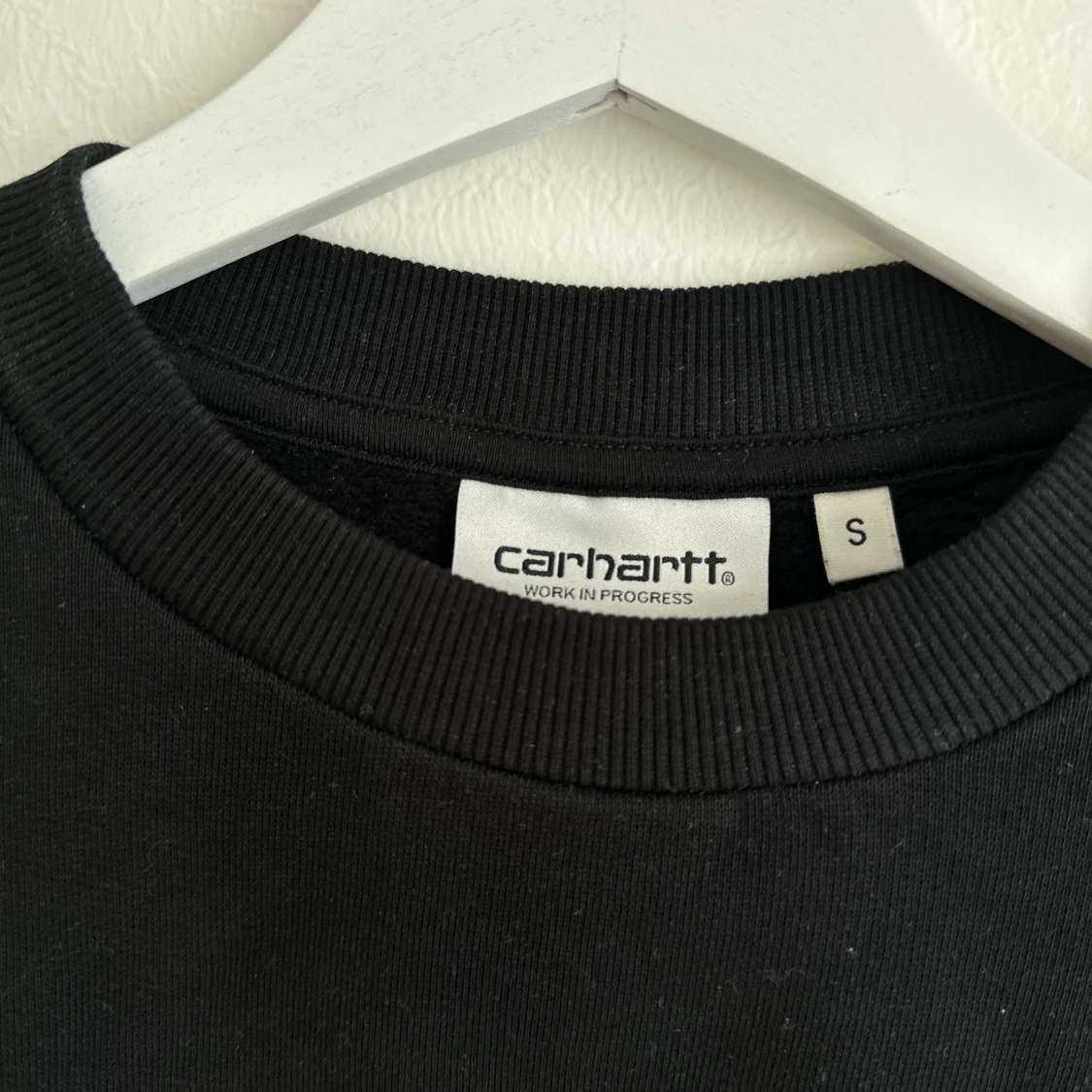 Carhartt crewneck  - 90