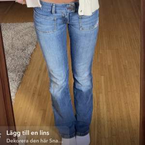Säljer ett par jätte snygga jeans från disel i stl 27💕
