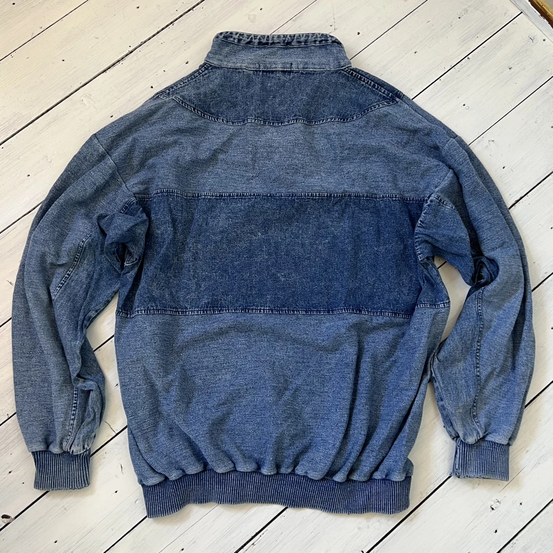 Sweatshirt  - 90