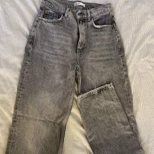 Jeans  - Nya jeans använda en gång, ljus gråa 