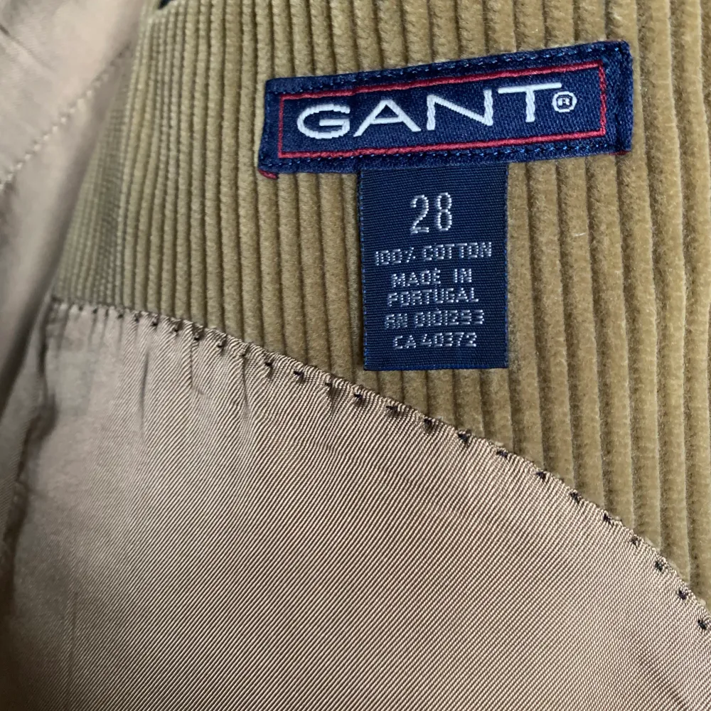 Manchester beige blazer from Gant Size L/XL which I used as an oversize fit . Kostymer.