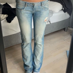 Jeans - Köp direkt 400