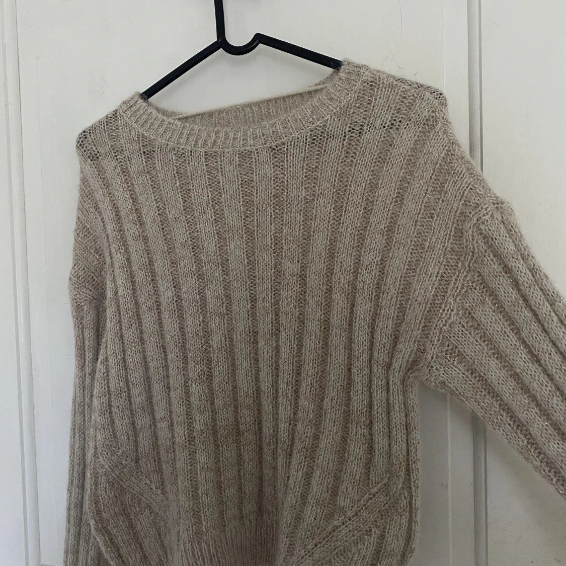 Stickad tröja