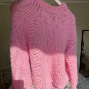 Super söt rosa stickad tröja från veromoda, tror inte den säljs längre. 💗💗