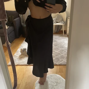 Lång kjol - Söt långkjol med snörning vid midjan💞💞