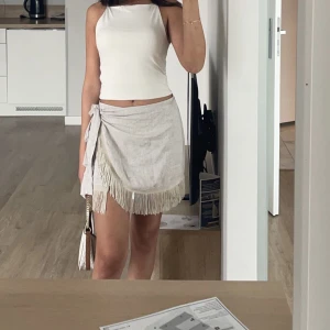 Linne kjol  - Beige linne kjol från ASOS 