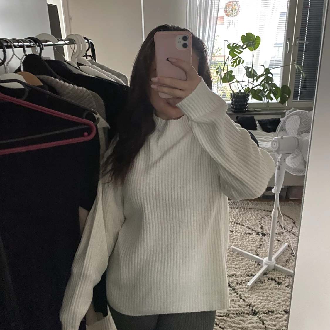 Vit stickad tröja  - 90