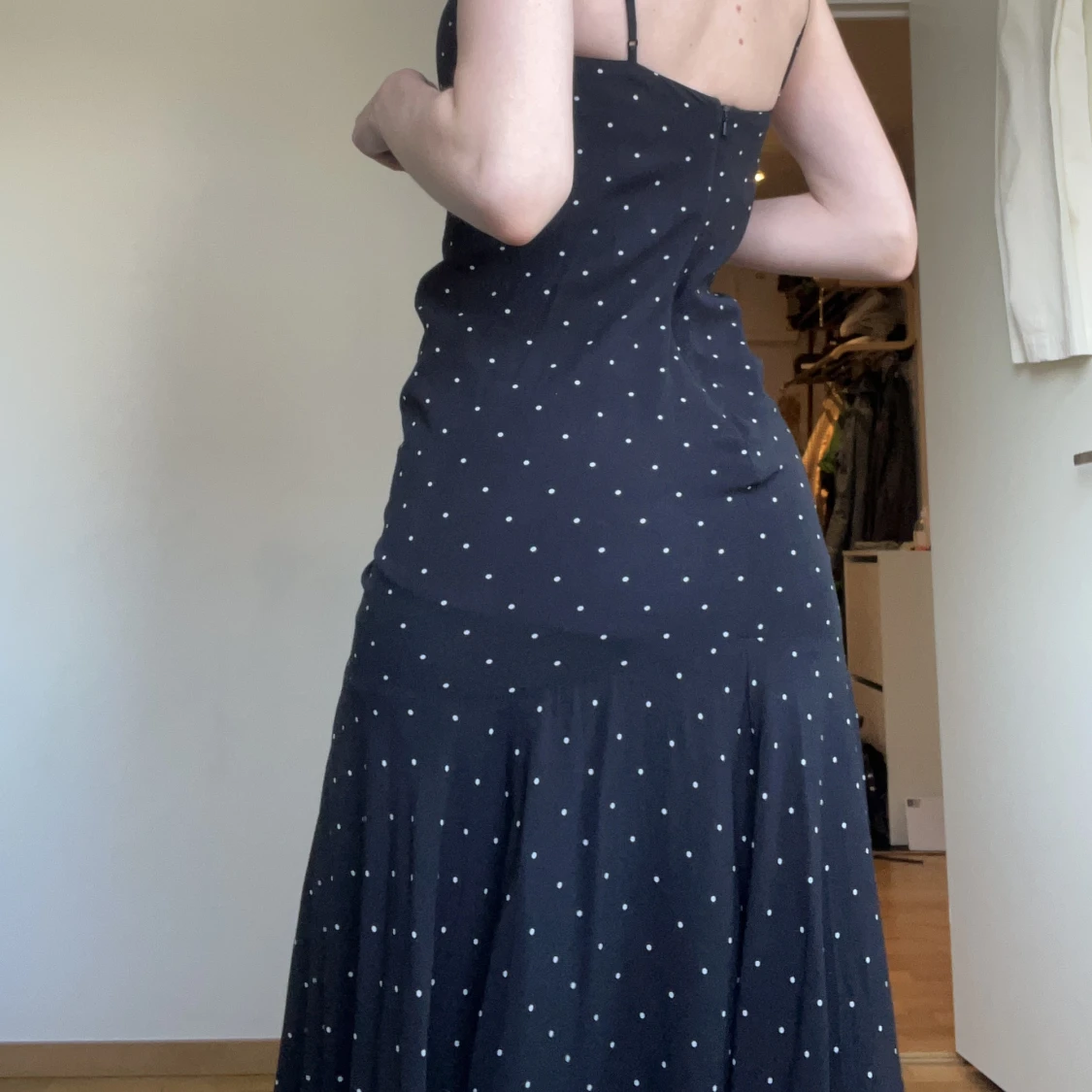 Midiklänning prickig  - 91